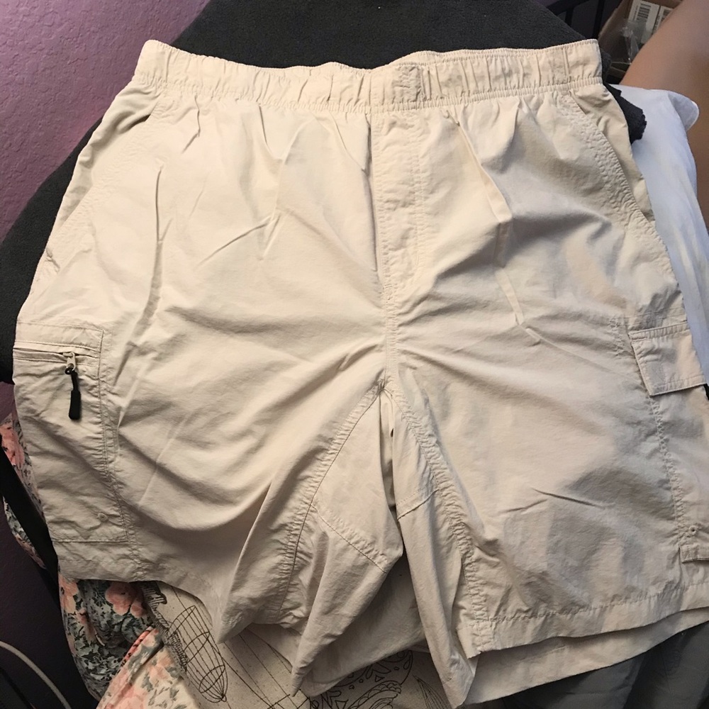 Columbia Men’s Hybrid Shorts Sz Large